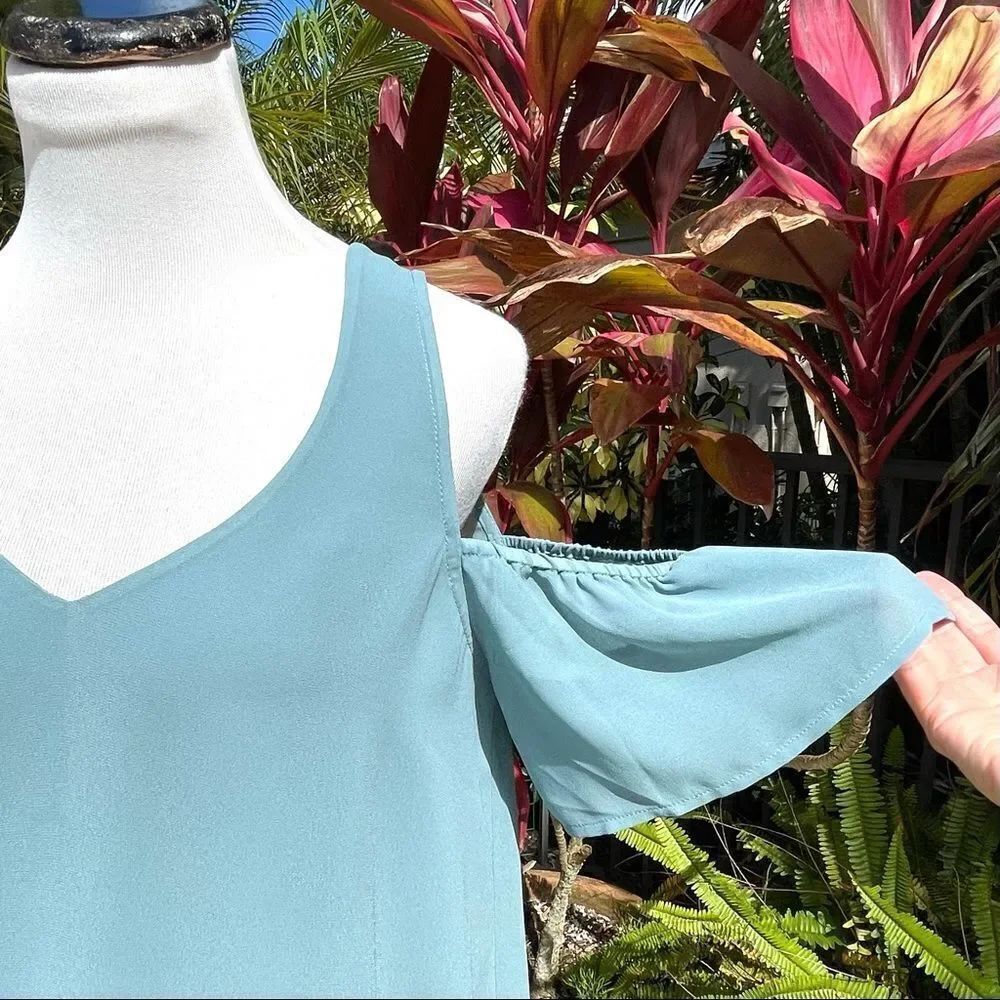 Show Me Your MuMu Hazel Ruffle Cold Shoulder Top - Picture 3 of 7